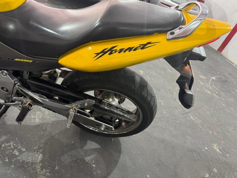 CB HORNET 600F
