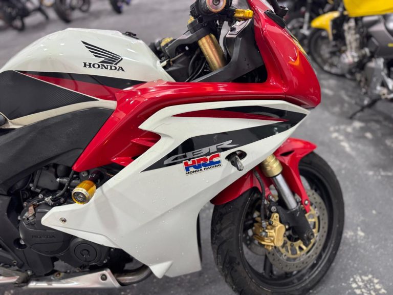 HONDA CBR 600F
